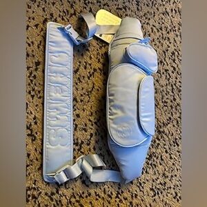 NWOT Swehl Cloud 9 Nursing Sling Bag